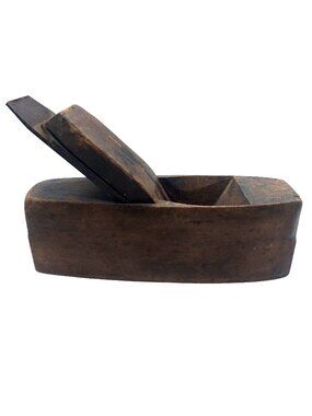 Antique Wooden Smoothing Coffin Plane Adjustable Iron Blade Carpenters Hand Tool
